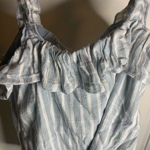 Abercrombie girls kids shirt size 7/8.